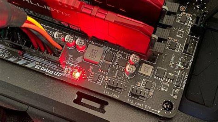 Issue with pc giving DRAM/CPU debug lights