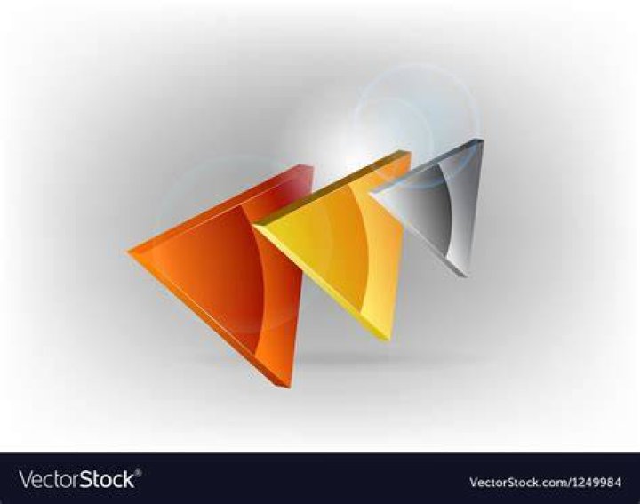 Three colors triangles