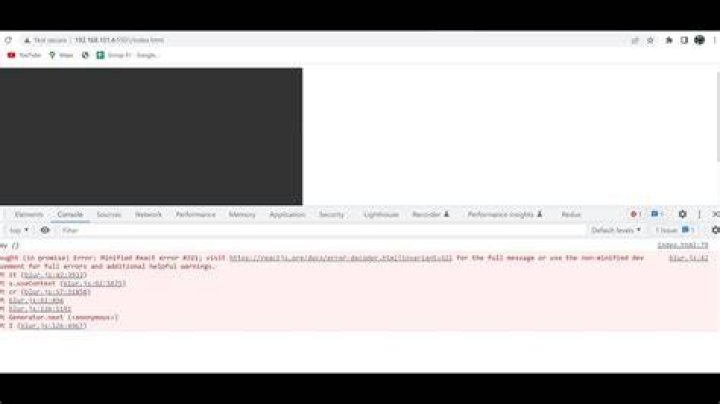 useEffect Error: Minified React error #321 (GTM implementation instead of google analitycs)